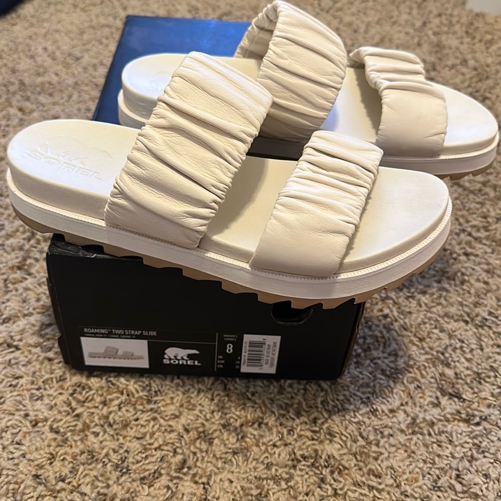 Sorel Roaming two strap slide Chalk